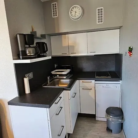 Pontaillac 200 M De La *